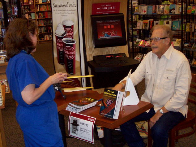 Carl Bartholomew with former 'Uncle Zeb' guest at Borders, 6-9-2007